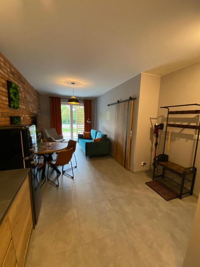 Mech & Paprocie Apartment